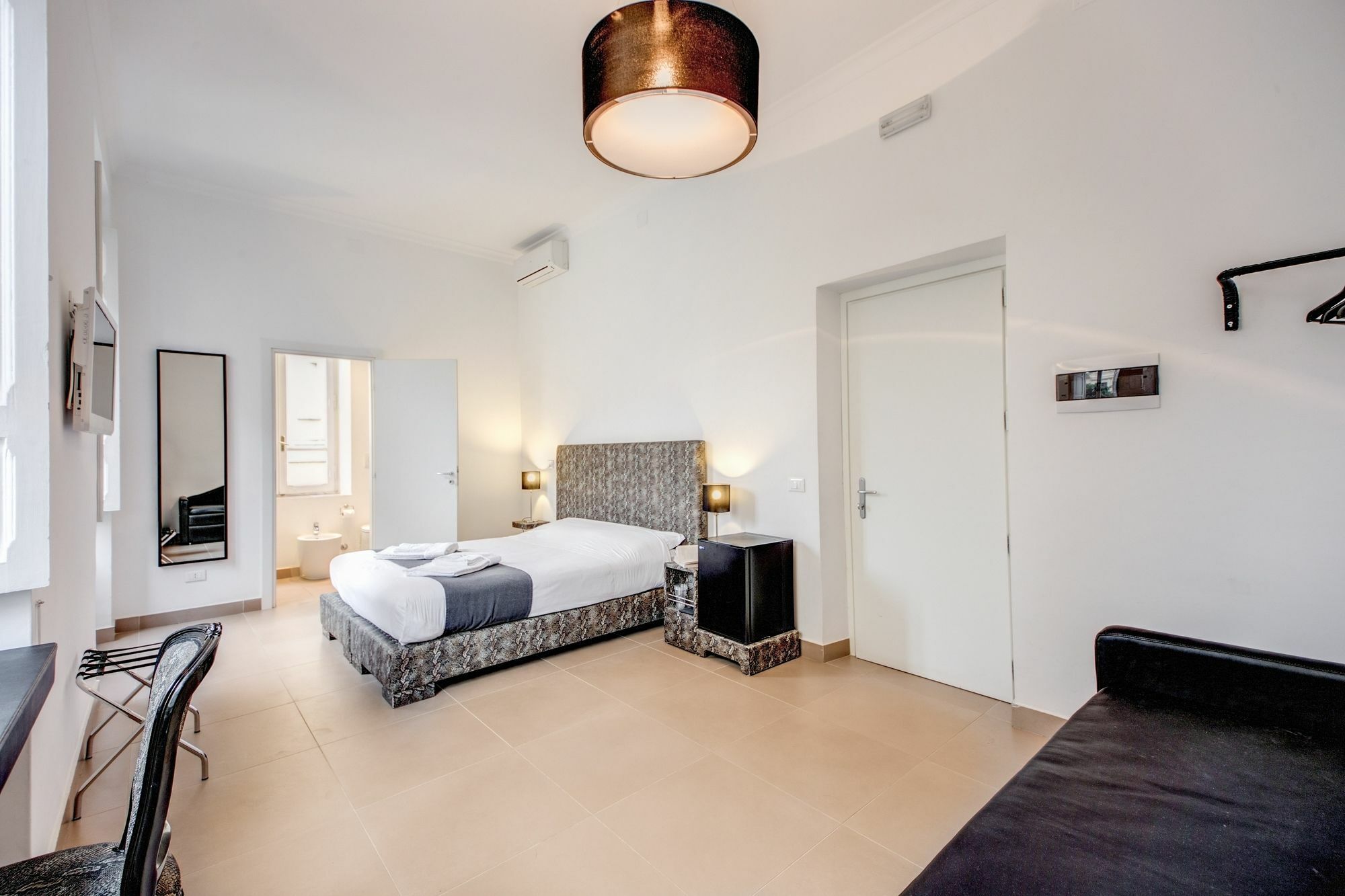 Imperia Suite Rome Bagian luar foto